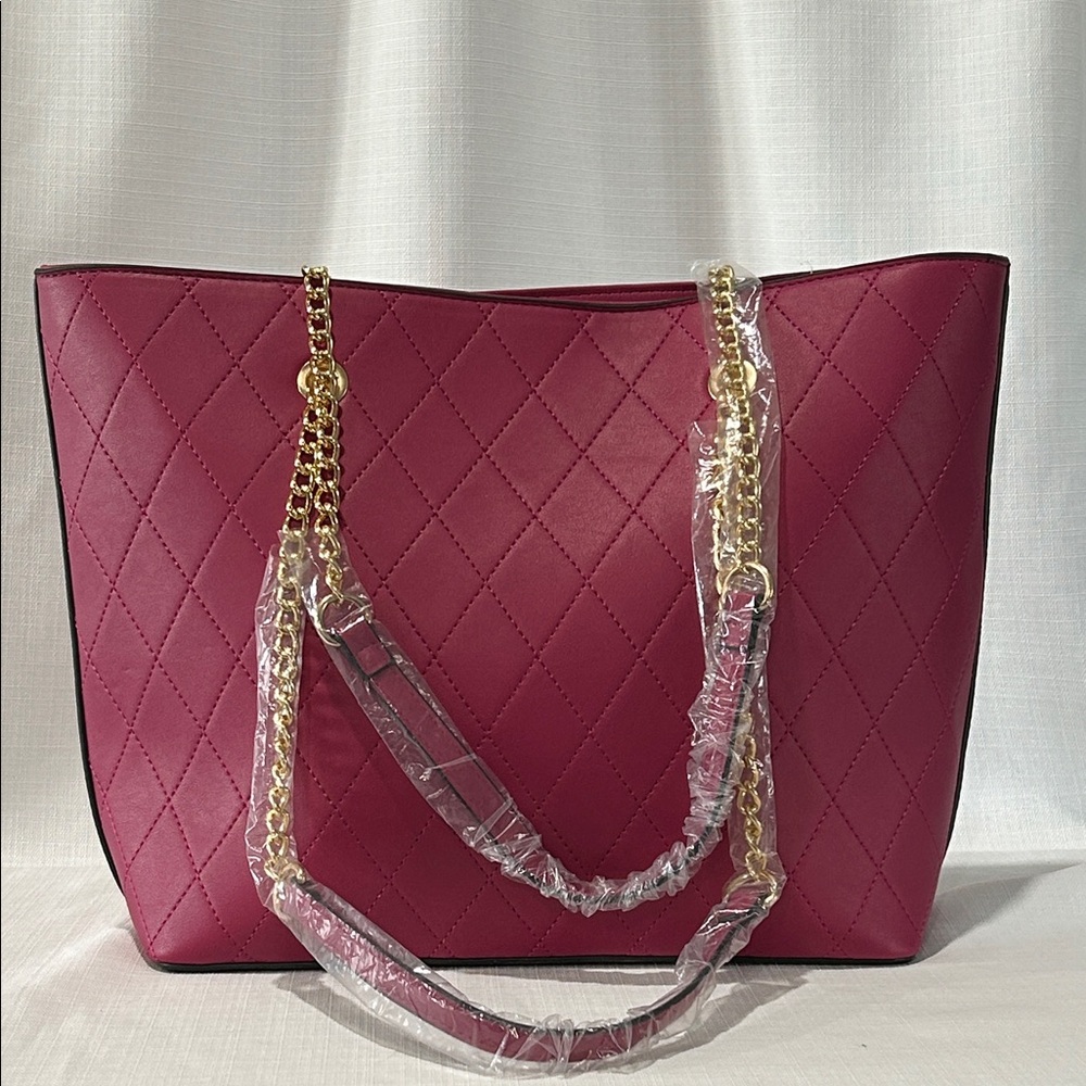 Malibu Skye Fuchsia Quilted Tote with Gold Accents - Picture 2 of 3